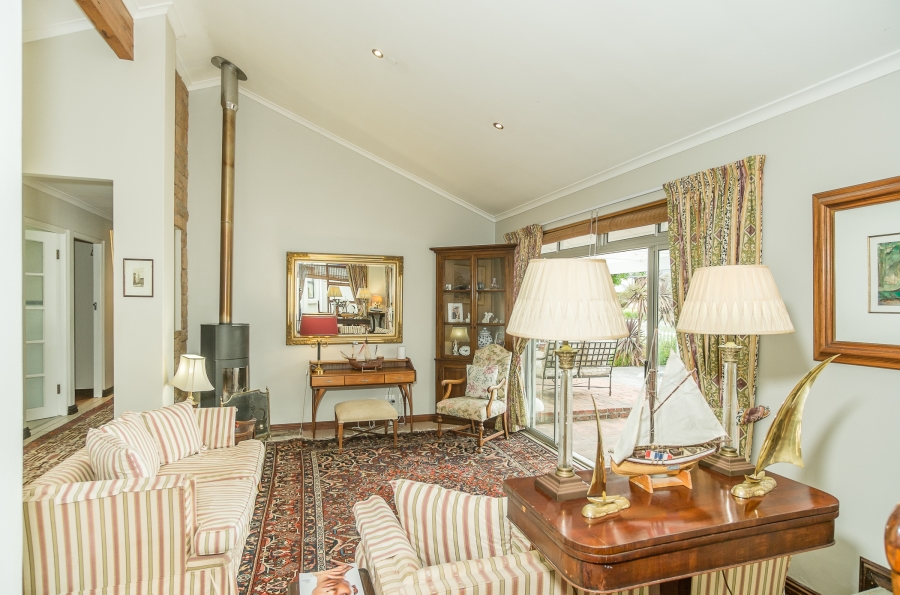4 Bedroom Property for Sale in Lake Michelle Western Cape
